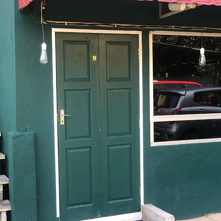 Rumah Tepi Istana Kuala Terengganu Exteriör bild