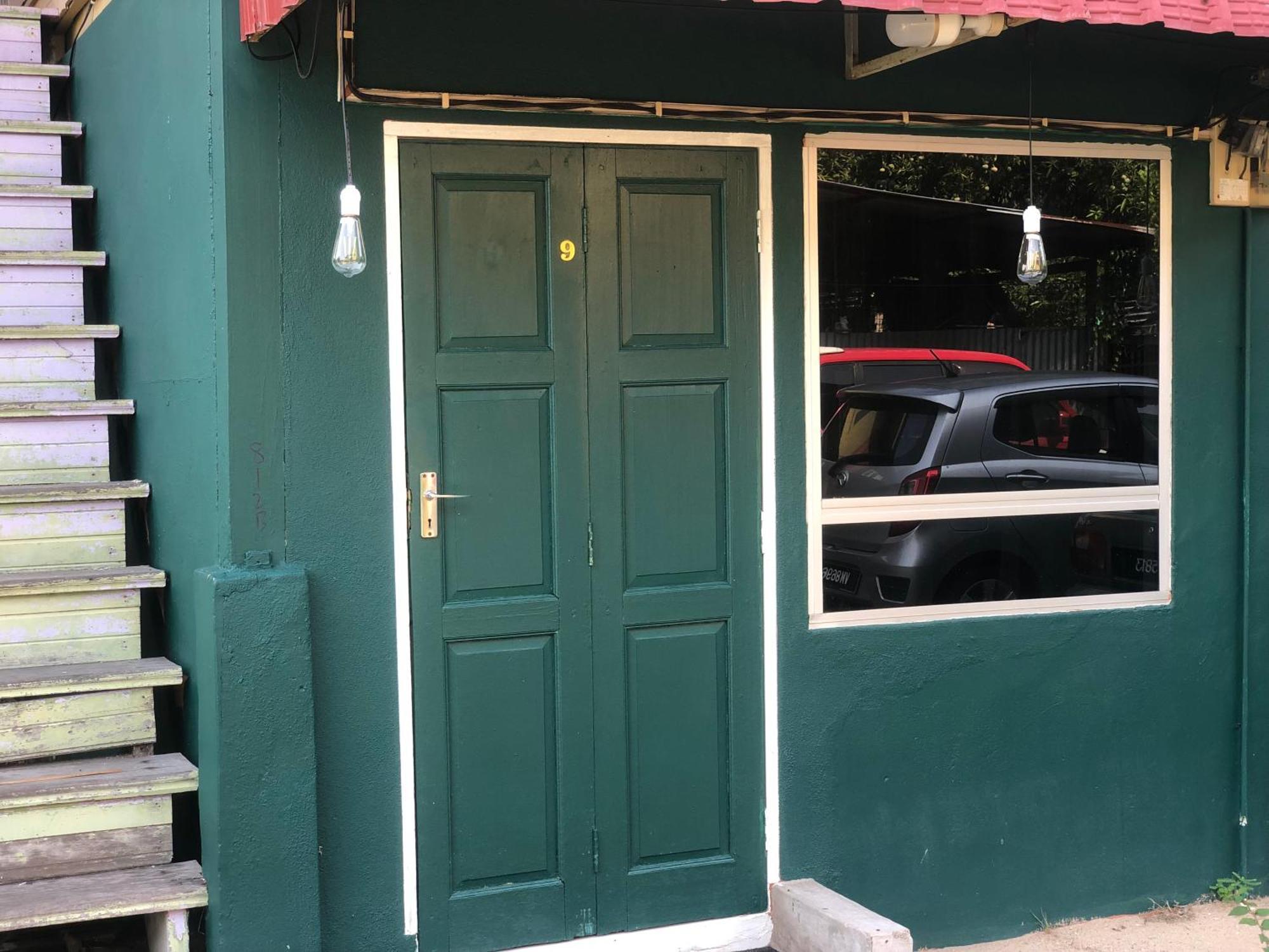 Rumah Tepi Istana Kuala Terengganu Exteriör bild